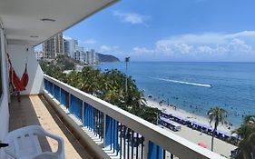 APARTAMENTO CON HERMOSA VlSTA AL MAR EN EL RODADERO